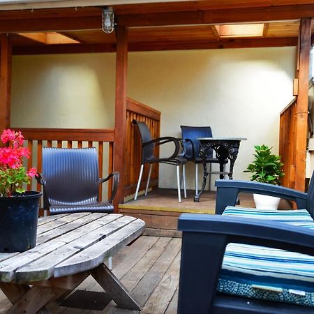 Vancouver Hideaway Guesthouse Екстер'єр фото