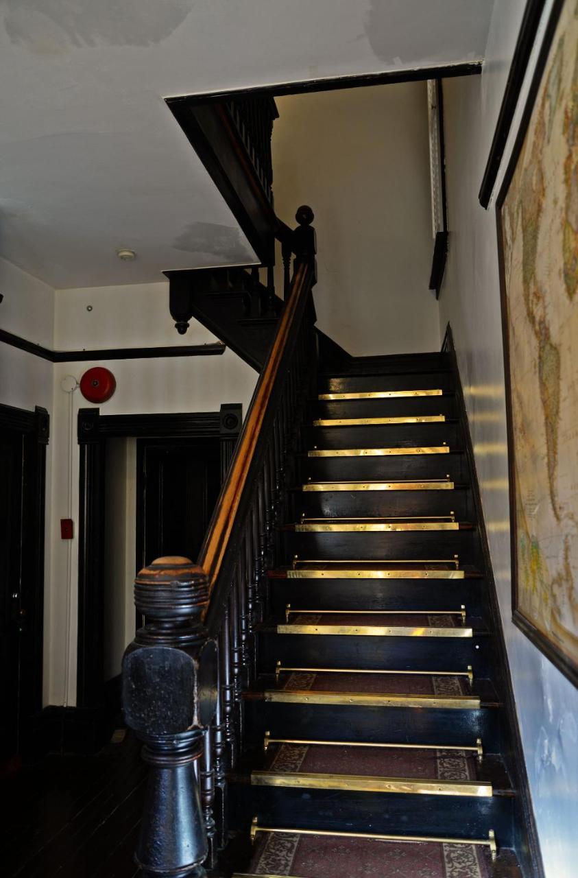 Vancouver Hideaway Guesthouse Екстер'єр фото