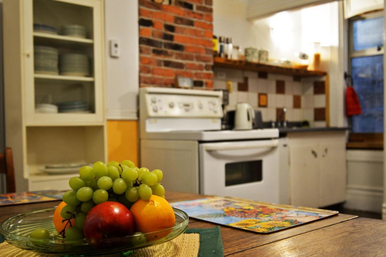 Vancouver Hideaway Guesthouse Екстер'єр фото