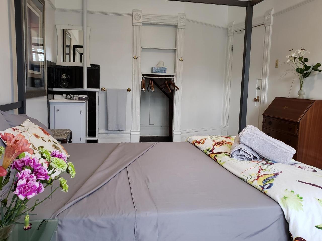 Vancouver Hideaway Guesthouse Екстер'єр фото
